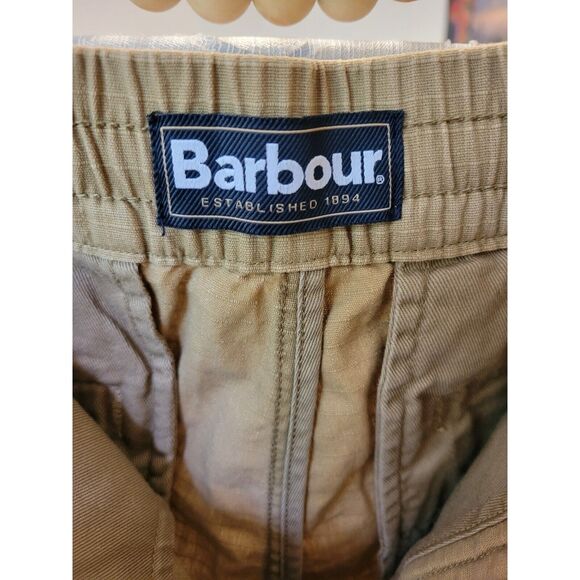New men's sz 32 Barbour solid khaki beige cargo ripstop roller shorts sand - Picture 4 of 5
